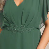 ever LILAS|Robe Formelle élégante à Manches Courtes Et Taille Trapèze Avec Ourlet En Feuille De Lotus