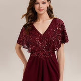 ever KIRA|Robe de soirée formelle à col en V avec manches cape et détails en sequins