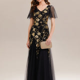ever ORLA|Robe longue à manches courtes en sequins avec volants et décolleté en V