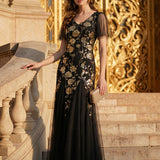 ever ORLA|Robe longue à manches courtes en sequins avec volants et décolleté en V