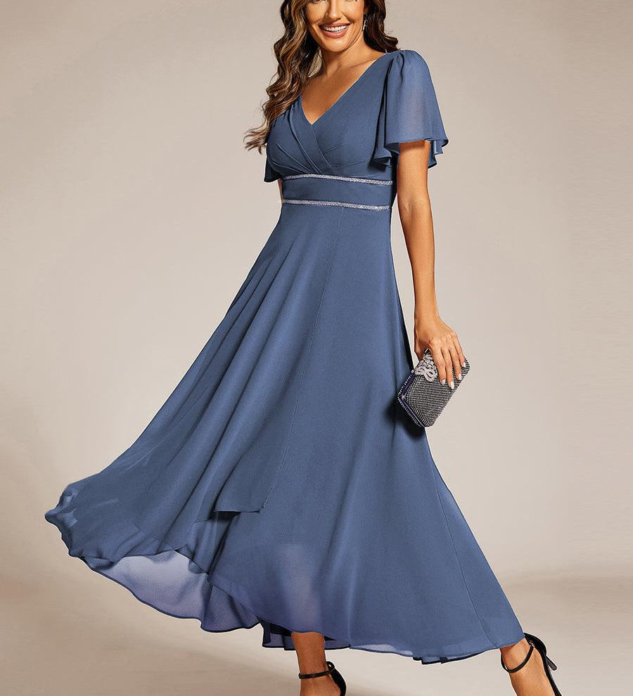 ever DAKOTA|Robe de soirée formelle en mousseline de soie à double col en V et taille ajustée