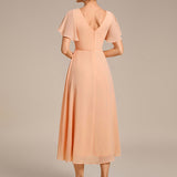 ever FAYE|Robe d'invitée de mariage chic à avec col en V et à manches courtes