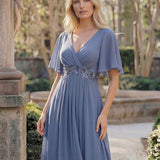 ever DAHLIA|Robe d'invité de mariage mi-longue en mousseline à col en V avec appliques à la taille