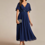 ever DAHLIA|Robe d'invité de mariage mi-longue en mousseline à col en V avec appliques à la taille