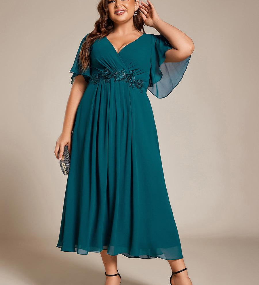 ever DAHLIA|Robe d'invité de mariage mi-longue en mousseline à col en V avec appliques à la taille