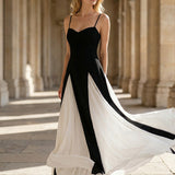 ever IVOIRE|Robe longue avec bretelles spaghetti ajustables et silhouette évasée en A avec détails en contraste bicolore