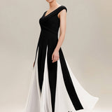 ever ONYX|Robe longue à encolure en V à manches courtes avec détails froncés en patchwork