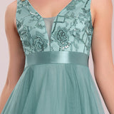ever SASHIA|Robe de Cocktail en Tulle à Paillettes Haut Bas Ourlet Asymétrique