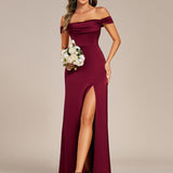 Robe de soirée longue en satin à épaules dénudées et manches courtes