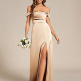 Robe de soirée longue en satin à épaules dénudées et manches courtes