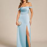 Robe de soirée longue en satin à épaules dénudées et manches courtes