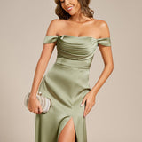 Robe de soirée longue en satin à épaules dénudées et manches courtes
