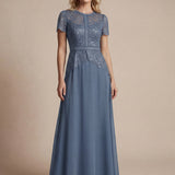 Robe longue à encolure ronde à manches courtes en sequins coupe évasée
