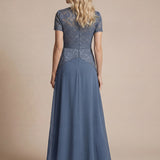 Robe longue à encolure ronde à manches courtes en sequins coupe évasée