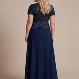 Robe longue à encolure ronde à manches courtes en sequins coupe évasée