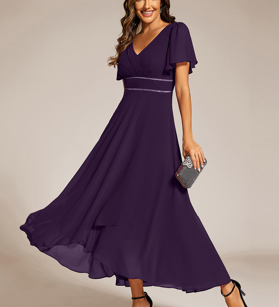ever DAKOTA|Robe de soirée formelle en mousseline de soie à double col en V et taille ajustée