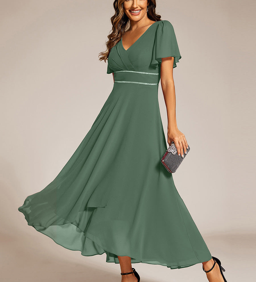 ever DAKOTA|Robe de soirée formelle en mousseline de soie à double col en V et taille ajustée