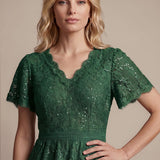 Robe en tulle A-line longueur thé à manches courtes décolleté en V avec sequins