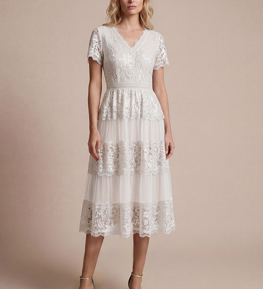 Robe en tulle A-line longueur thé à manches courtes décolleté en V avec sequins