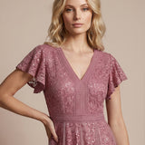 Robe midi évasée en tulle avec manches courtes décolleté en V et volants