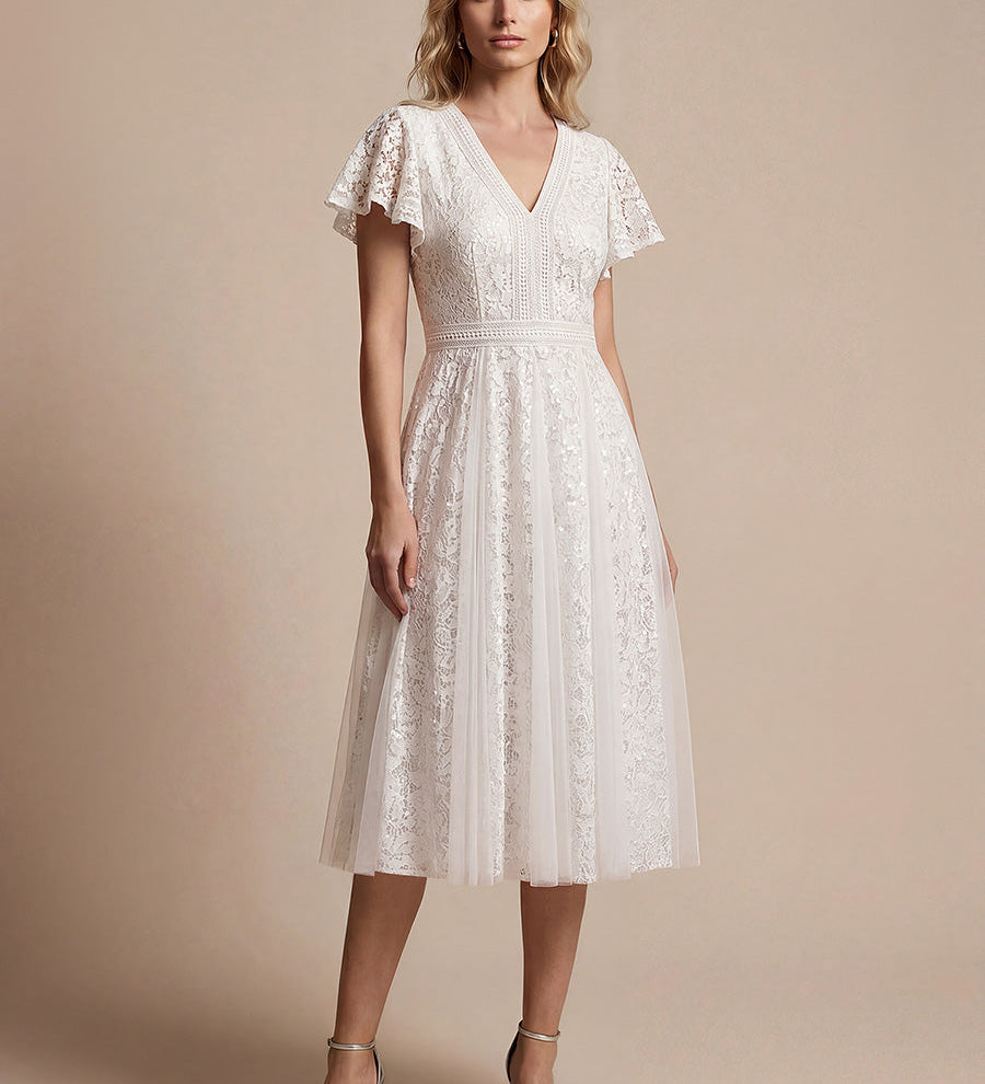 Robe midi évasée en tulle avec manches courtes décolleté en V et volants