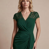 Robe midi sirène à volants en sequins à manches courtes avec décolleté croisé